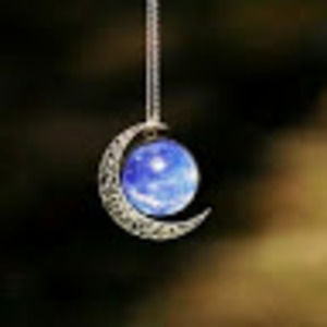 Meet your Posher, Aida